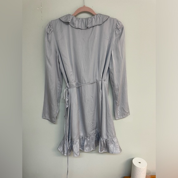 Aritzia Sunday‎ Best Taro Wrap Dress - Picture 5 of 7